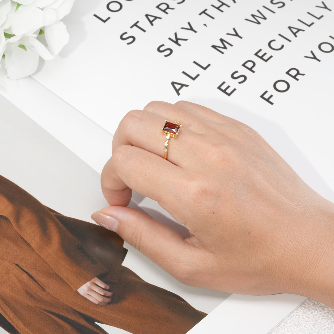 Simple Band Design Rectangle Stone Ring