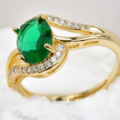 Elegant Curve Oval Gemstone Ring